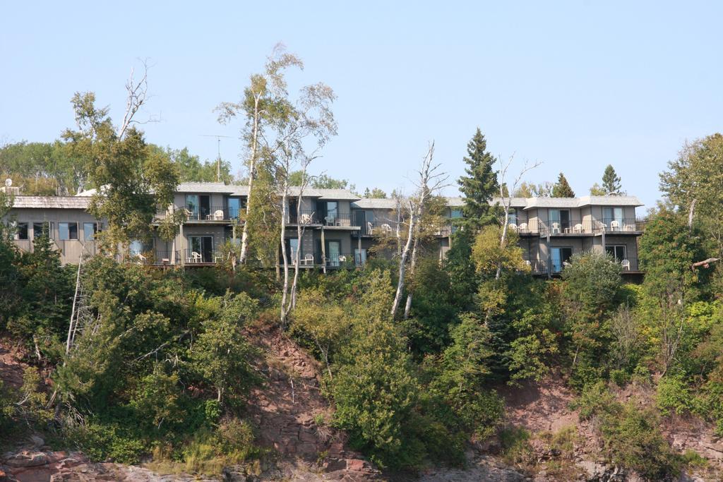 Cliff Dweller On Lake Superior Tofte Exterior photo