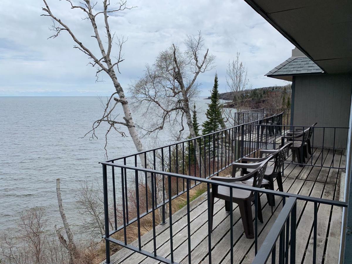 Cliff Dweller On Lake Superior Hotel Tofte Exterior photo